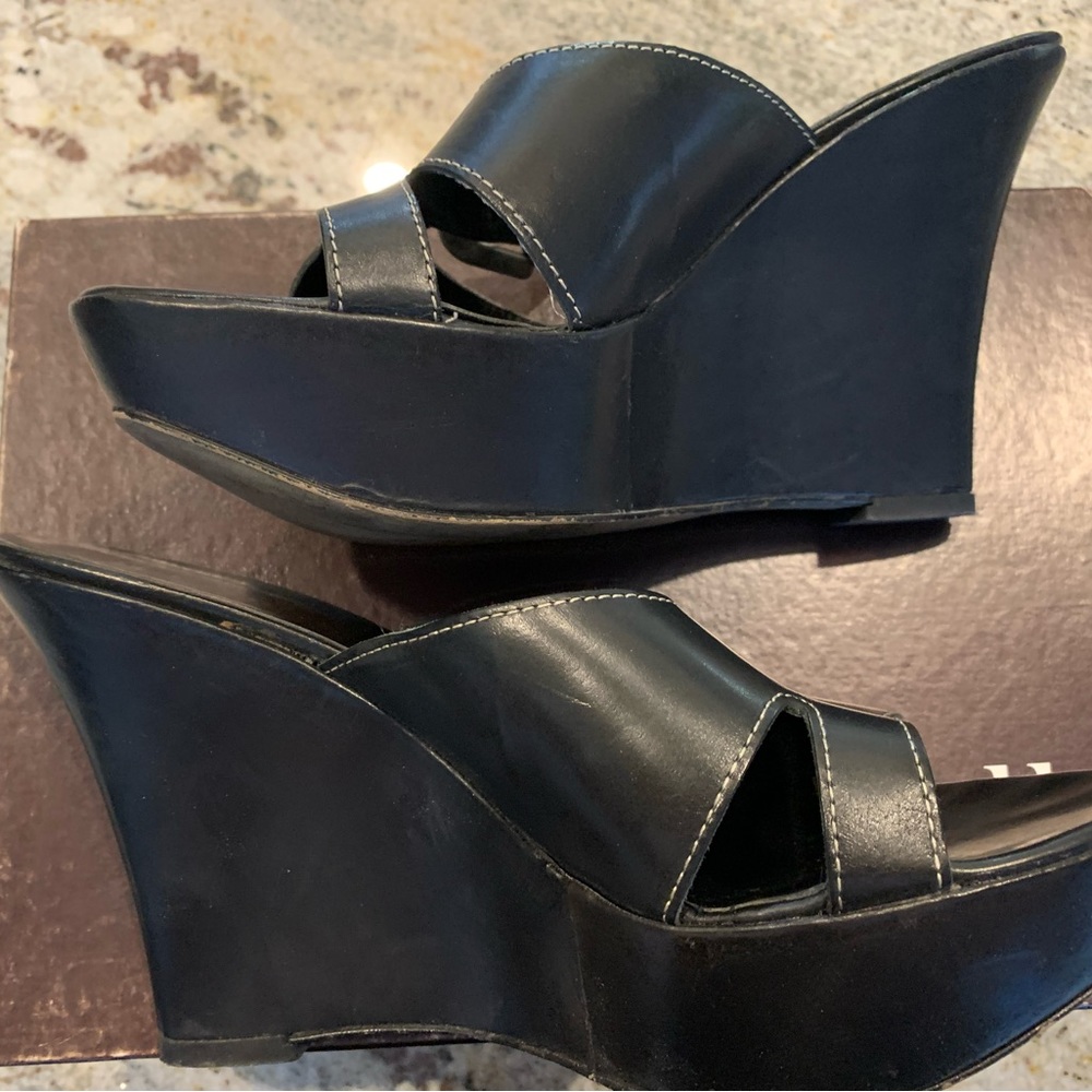 Minelli leather wedge shoes sz 9.5 US SZ 40 EU - Picture 5 of 6